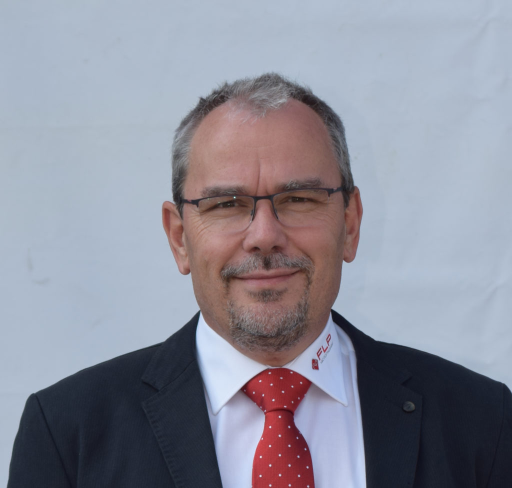 Dipl.-Ing. (FH) Stephan Dietz (58), bislang Leiter der Abteilung Maschinenbau, hat bei FLP Microfinishing technische Prokura erhalten.